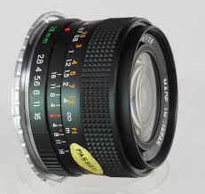 Yashica 28 mm f/ 2.8