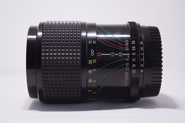 Mitakon 35-70 mm f/ 3.5-4.5 MC Zoom