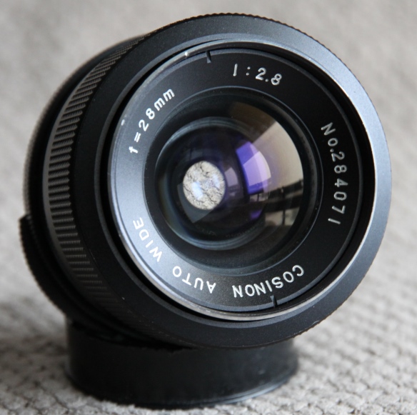 Cosinon 28 mm f/ 2.8 Auto Wide