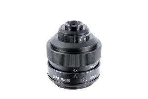 Mitakon 20 mm f/ 2.0 4.5x Super Macro