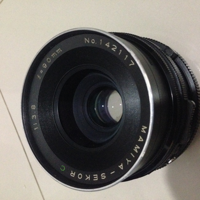 Mamiya Sekor-C 90 mm f/ 3.8