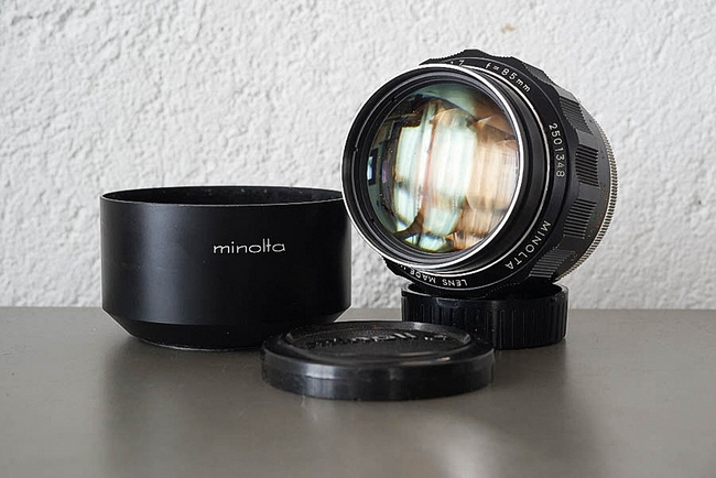 Minolta MC Rokkor-PF 85 mm f/ 1.7 (MC-II Version)