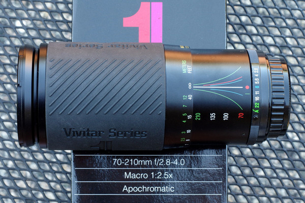 Vivitar MF Series 1 70-210 mm f/ 2.8-4 Apochromatic (Cosina)