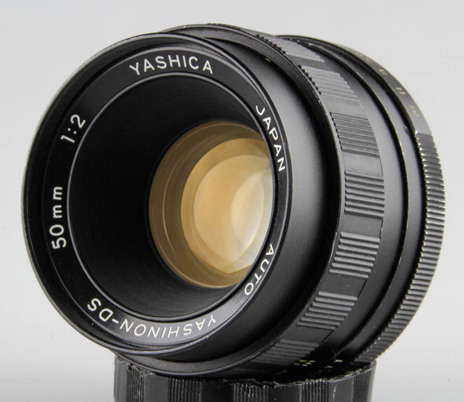 Yashica Auto Yashinon-DS 50 mm f/ 2