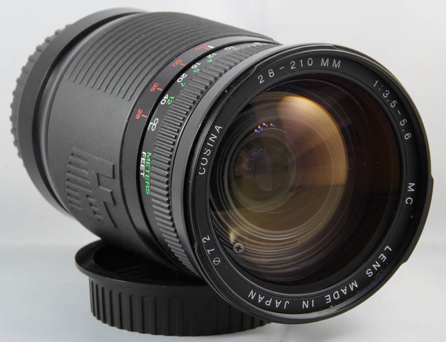 Cosina AF 28-210 mm f/ 3.5-5.6 MC