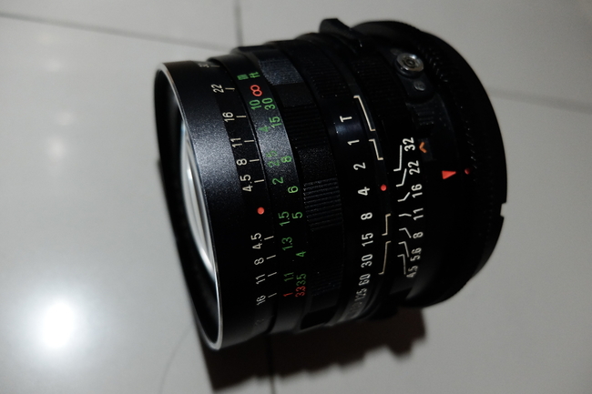 Mamiya Sekor C 50 mm f/ 4.5