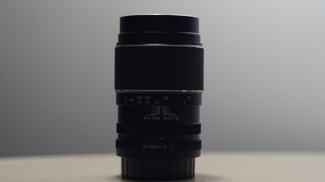 Dimension 135 mm f/ 2.8