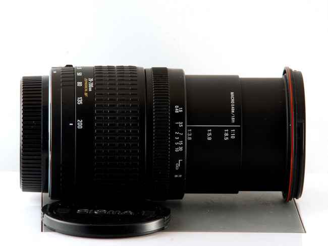 Sigma AF 28-200 mm f/ 3.5-5.6 Compact Hyperzoom Macro