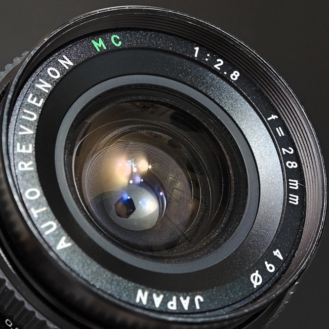 Revuenon 28 mm f/ 2.8 MC Auto 49Ø