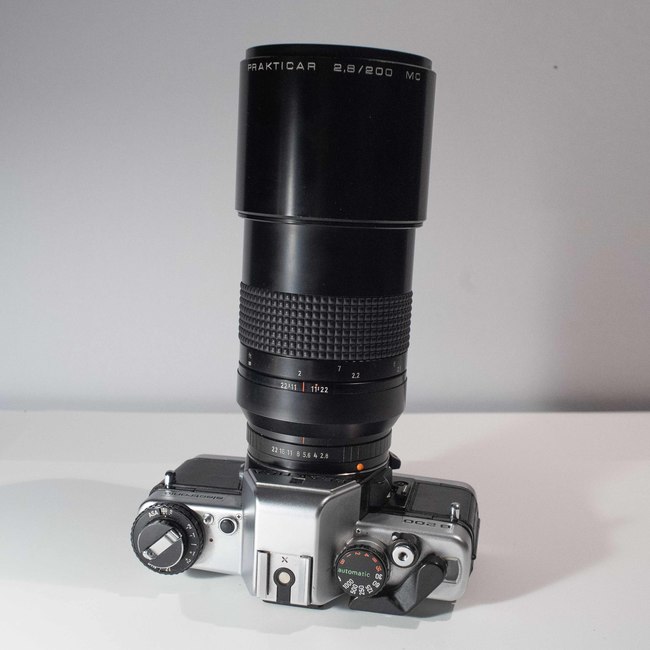 Carl Zeiss Jena Prakticar 200 mm f/ 2.8 MC