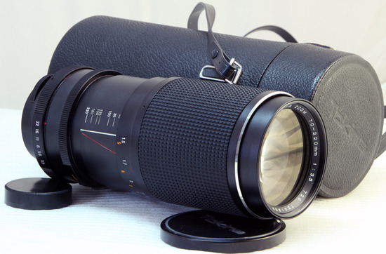 RMC Tokina Zoom 70-220 mm f/ 3.5