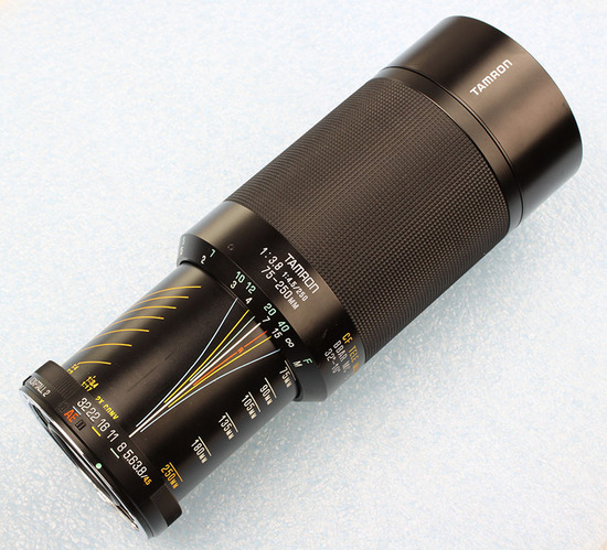 Tamron 75-250 mm f/ 3.8-4.5 Adaptall-2 model 104A