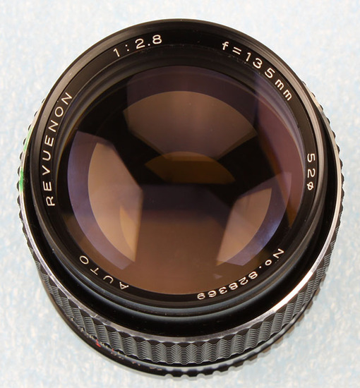 Revuenon 135 mm f/ 2.8 Auto 52Ø