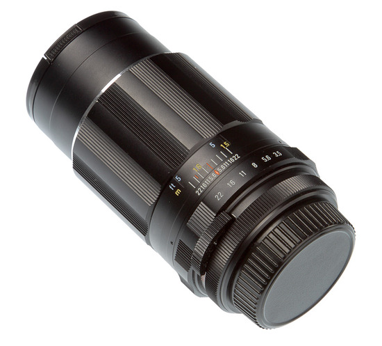 Super-Multi-Coated Takumar 135 mm f/ 3.5