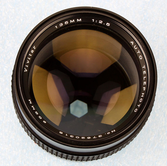 Vivitar 135 mm f/ 2.5 Auto Telephoto