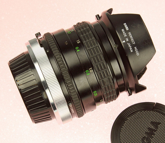Sigma Mini-Wide 28 mm f/ 2.8