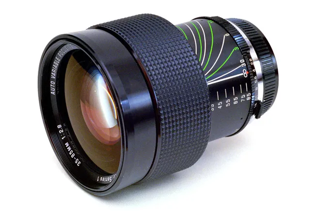 Vivitar Series 1 35-85 mm f/ 2.8