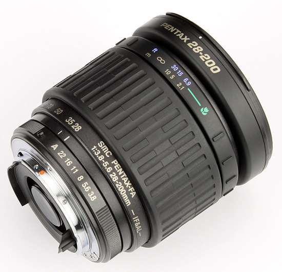 SMC Pentax-FA 28-200 mm f/ 3.8-5.6