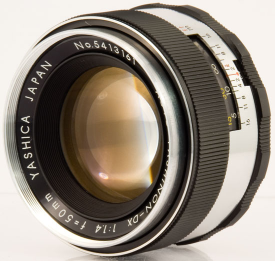 Yashica Yashinon-DX 50 mm f/ 1.4
