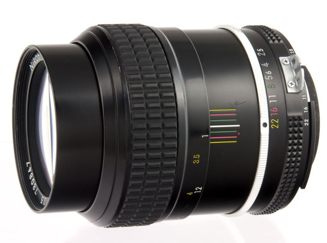 Nikon Nikkor 105 mm f/ 2.5 Ai