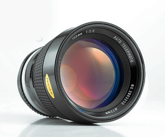 Vivitar Series 1 135 mm f/ 2.3