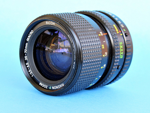 Ricoh Rikenon P zoom 35-70 mm f/ 3.5-4.5 Macro