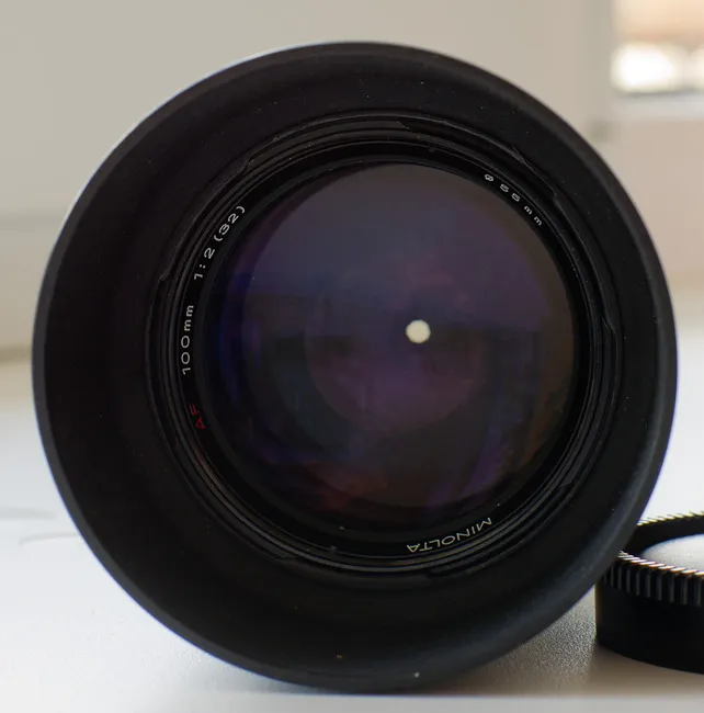 Minolta AF 100 mm f/ 2