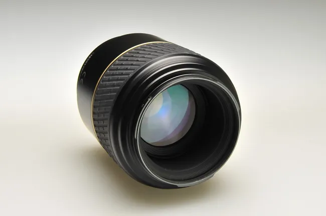 Minolta AF 100 mm f/ 2.8 Macro D