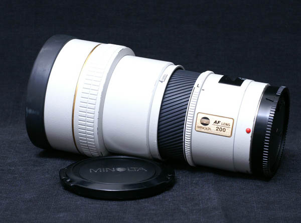 Minolta AF 200 mm f/ 2.8 APO