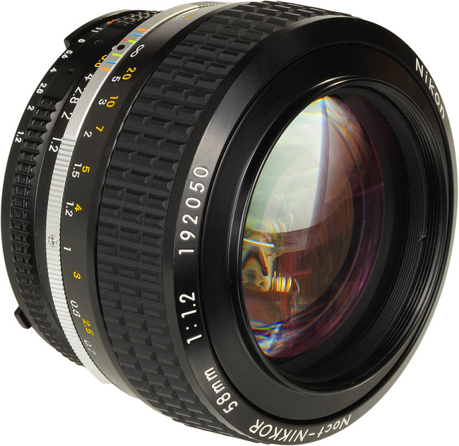 Nikon Noct Nikkor 58 mm f/ 1.2 Ai-s